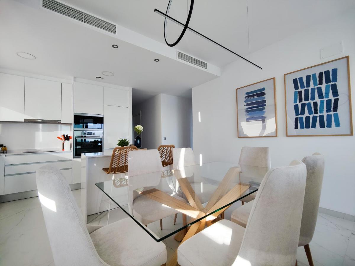 Sunset Cliffs Sea & Sky Apartments Benidorm Exterior photo