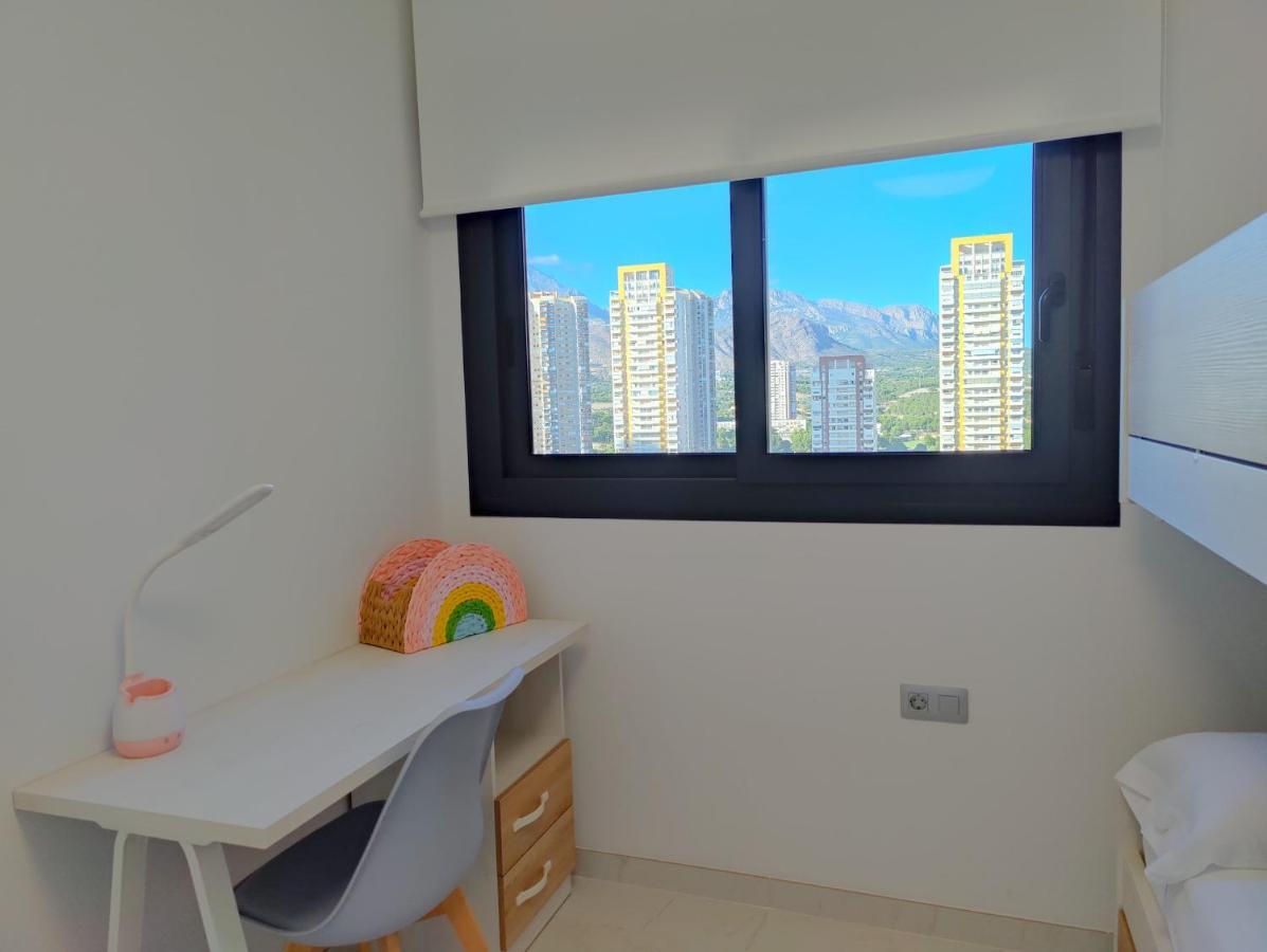 Sunset Cliffs Sea & Sky Apartments Benidorm Exterior photo